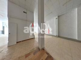 For rent business premises, 800.00 m², Calle d'Urgell