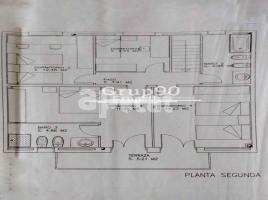 Obra nova - Casa a, 237.67 m², prop de bus i tren, nou