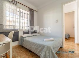 Piso, 80.00 m², cerca de bus y tren