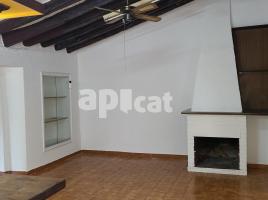  (unifamiliar aïllada), 258.00 m², حافلة قرب والقطار, Vila-Sacra