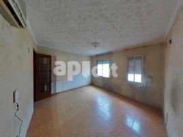 Flat, 63.00 m², near bus and train, Calle Miguel de Cervantes, 29