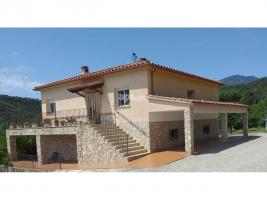 Detached house, 322.00 m², almost new