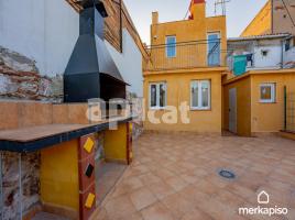 Flat, 82.00 m², near bus and train