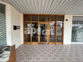 Piso, 72.00 m², cerca de bus y tren, Plaza Doctor Pujol