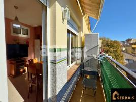 Piso, 55.00 m², cerca de bus y tren