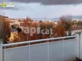 Flat, 116.00 m², near bus and train, almost new