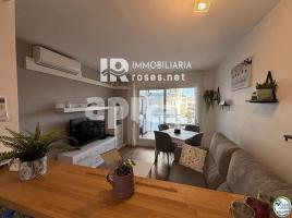 Apartament, 60 m², fast neu, Zona