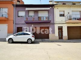  (unifamiliar adossada), 288.00 m², حافلة قرب والقطار, Calle de la Mercé, 4