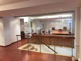 , 250.00 m², 附近的公共汽車和火車, Calle del Taquígraf Serra, 12