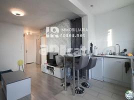 Apartament, 68 m², Zona