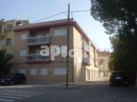 Propiedad horizontal, 471.00 m², seminuevo, Calle Venta