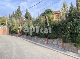 Houses (villa / tower), 208.00 m², Calle Montjuic