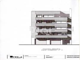 Pis, 74.00 m², 附近的公共汽車和火車, 新