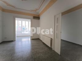 Piso, 180.00 m², cerca bus y metro, Calle del Rosselló, 227