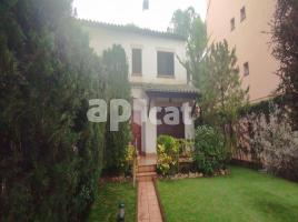 Houses (terraced house), 168.00 m², Avenida Madrid, 57