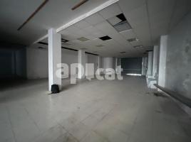 For rent business premises, 351.00 m², Llevant