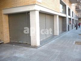 Local comercial, 425.00 m², seminou