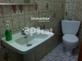 Local comercial, 92 m², Zona