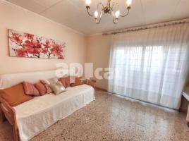 Pis, 85.00 m², prop de bus i tren, Calle de les Guilleries