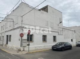 Casa (unifamiliar aïllada), 381.00 m², prop de bus i tren