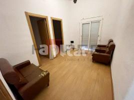 Apartament, 70.00 m², près de bus et de train, Avenida MONTSERRAT