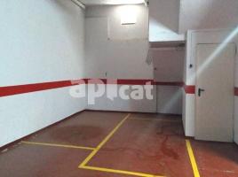 Parking, 36.00 m², almost new, Calle Guillem Botet, 10