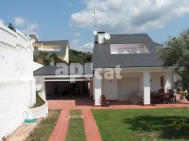 Casa (chalet / torre), 260.00 m²