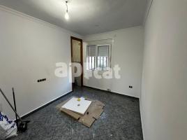 Piso, 70.00 m², cerca de bus y tren