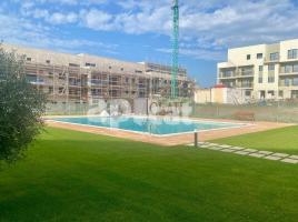 Pis, 89.00 m², حافلة قرب والقطار, Les Llunes