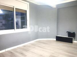 Flat, 45.00 m², near bus and train