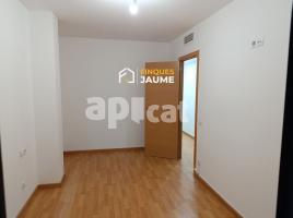 Piso, 78 m², seminuevo, Zona