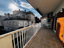 Piso, 62.00 m², cerca de bus y tren