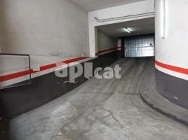 Mieten , 8.00 m², in der Nähe von Bus-und U-Bahn, Calle d'Ermengarda