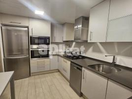 Piso, 67.00 m², cerca de bus y tren, Calle de Josep Ricart