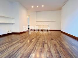 Flat, 99.00 m², near bus and train