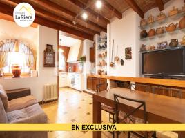 Casa (unifamiliar aislada), 159.00 m², cerca de bus y tren