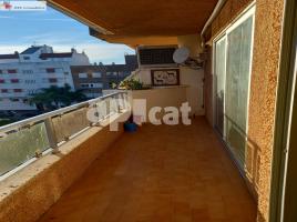 Apartament, 128.00 m², near bus and train, COL·LEGI