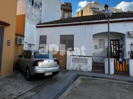 Houses (terraced house), 95.00 m², Avenida PRIMER D'OCTUBRE