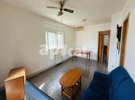 Casa (unifamiliar aislada), 83.00 m², cerca de bus y tren