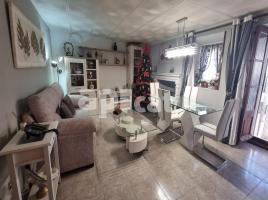 Piso, 150.00 m², cerca de bus y tren