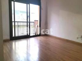 Lloguer pis, 79.00 m², prop de bus i tren