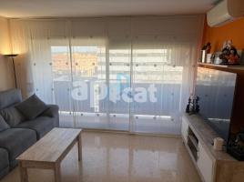 Pis, 91.00 m², prop de bus i tren, seminou, Calle de Tortosa