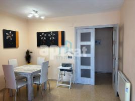 Pis, 91.00 m², prop de bus i tren, seminou, Calle de Tortosa