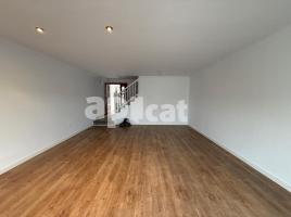  (unifamiliar adossada), 92.00 m², Calle del Berguedà