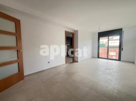 Flat, 78.00 m², near bus and train, new