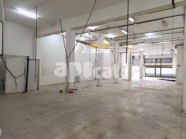 Lloguer local comercial, 400 m², Zona