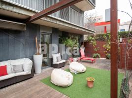 Piso, 105.00 m², cerca de bus y tren, seminuevo, El Poblenou