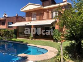 Casa (chalet / torre), 380.00 m²