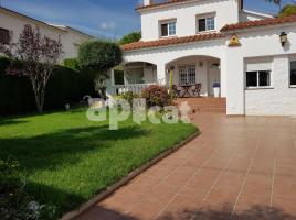 Houses (detached house), 200.00 m², Calle Àngel Guimerà, 21