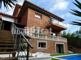 Casa (unifamiliar adossada), 257 m², seminou, Zona